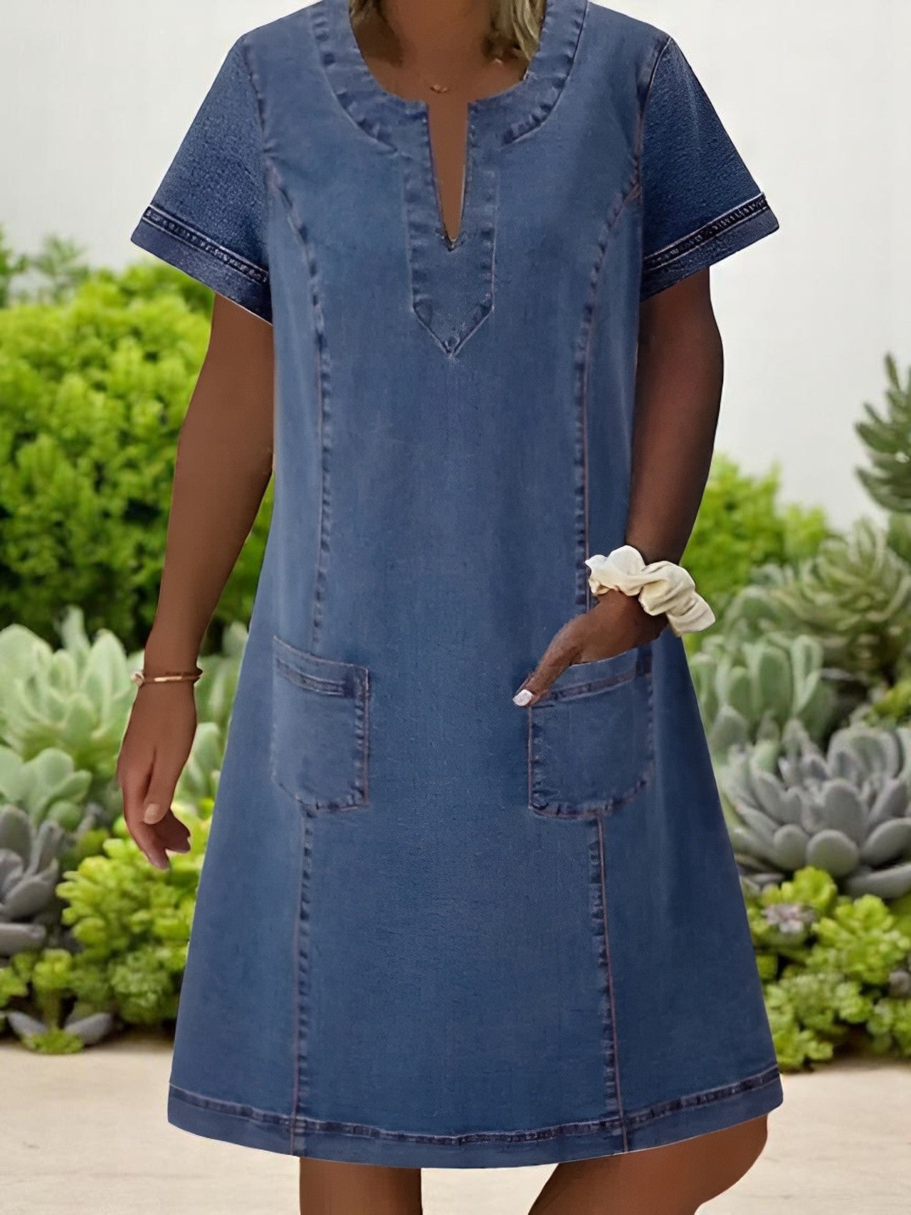 Julia™ | Robe en denim doux avec poches avant