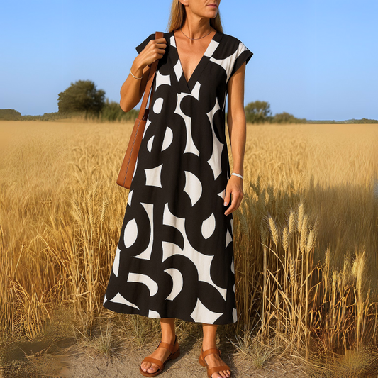 Valérie | Robe aérienne avec décolleté en V