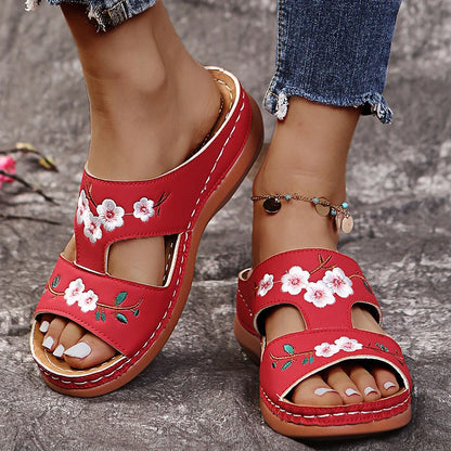 Élise™ | Sandales en cuir avec fleurs brodées