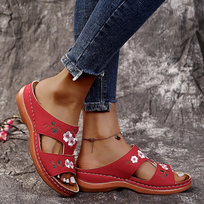 Élise™ | Sandales en cuir avec fleurs brodées
