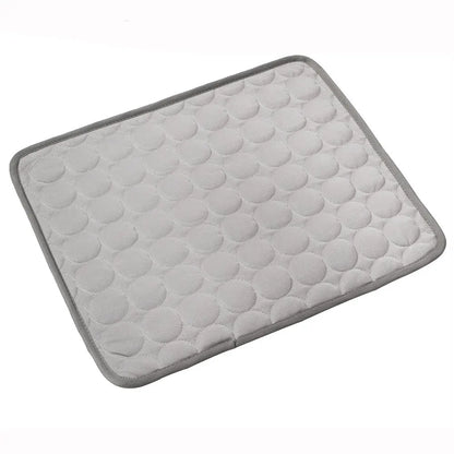 Frosto™ | Tapis rafraîchissant pour chien et chat